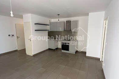 Appartement 3 pièces 994 €
