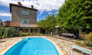 Maison 10 Pièces 280 m² à vendre à Soucieu-en-Jarrest (69510)