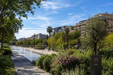 Commerce  264000 €