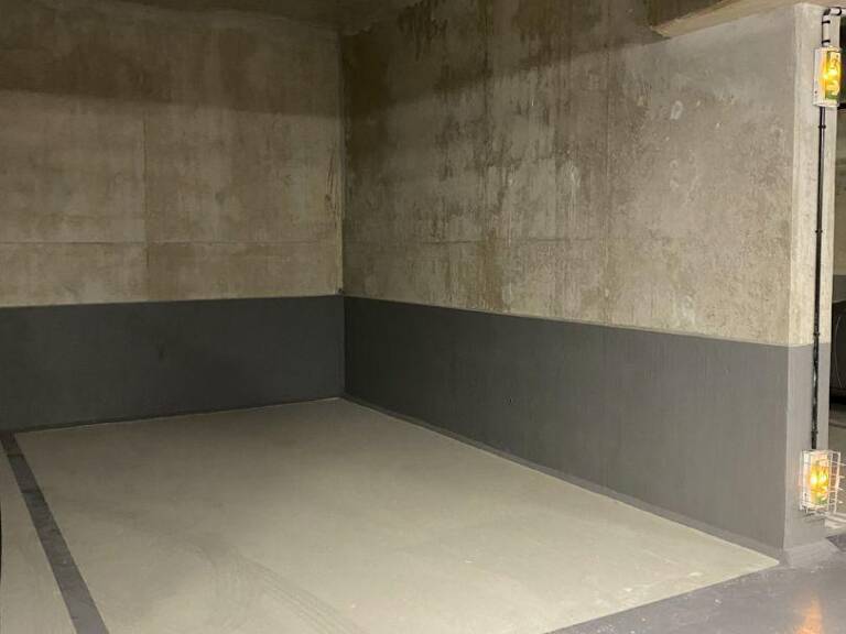 Location Parking 14 m&sup2; — photo 1