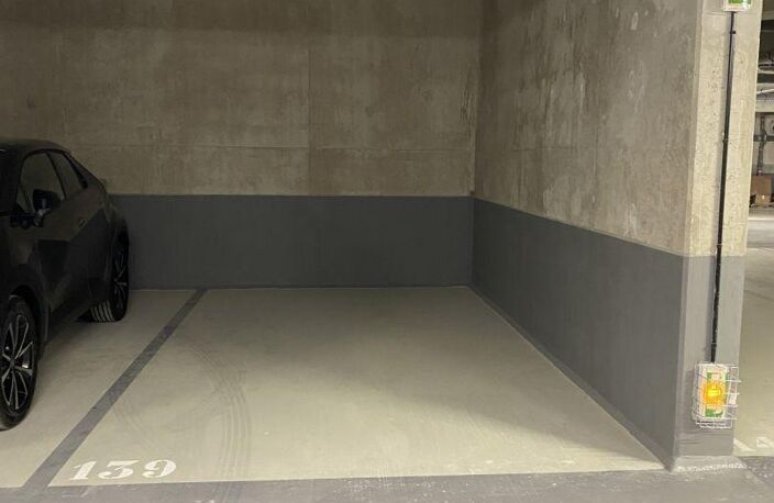 Location Parking 14 m&sup2; — photo 2