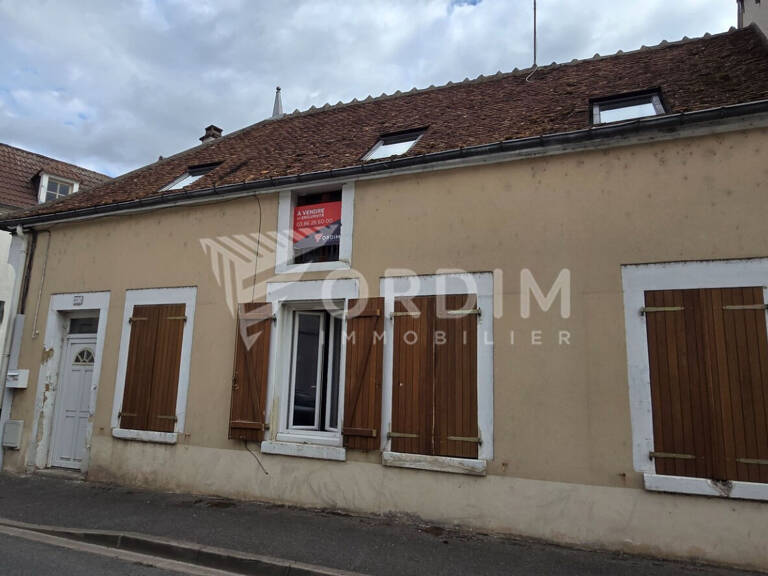 Maison en plein centre ville — photo 1