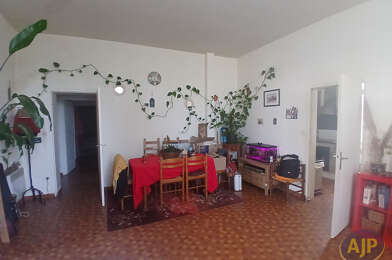 Appartement 4 pièces 700 €