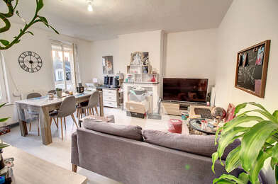 Appartement 3 pièces 482 €