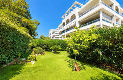 TZANCK - Appartement 2 pièces avec jardin privatif de 140m2   Résidence récente de standing — photo du bien