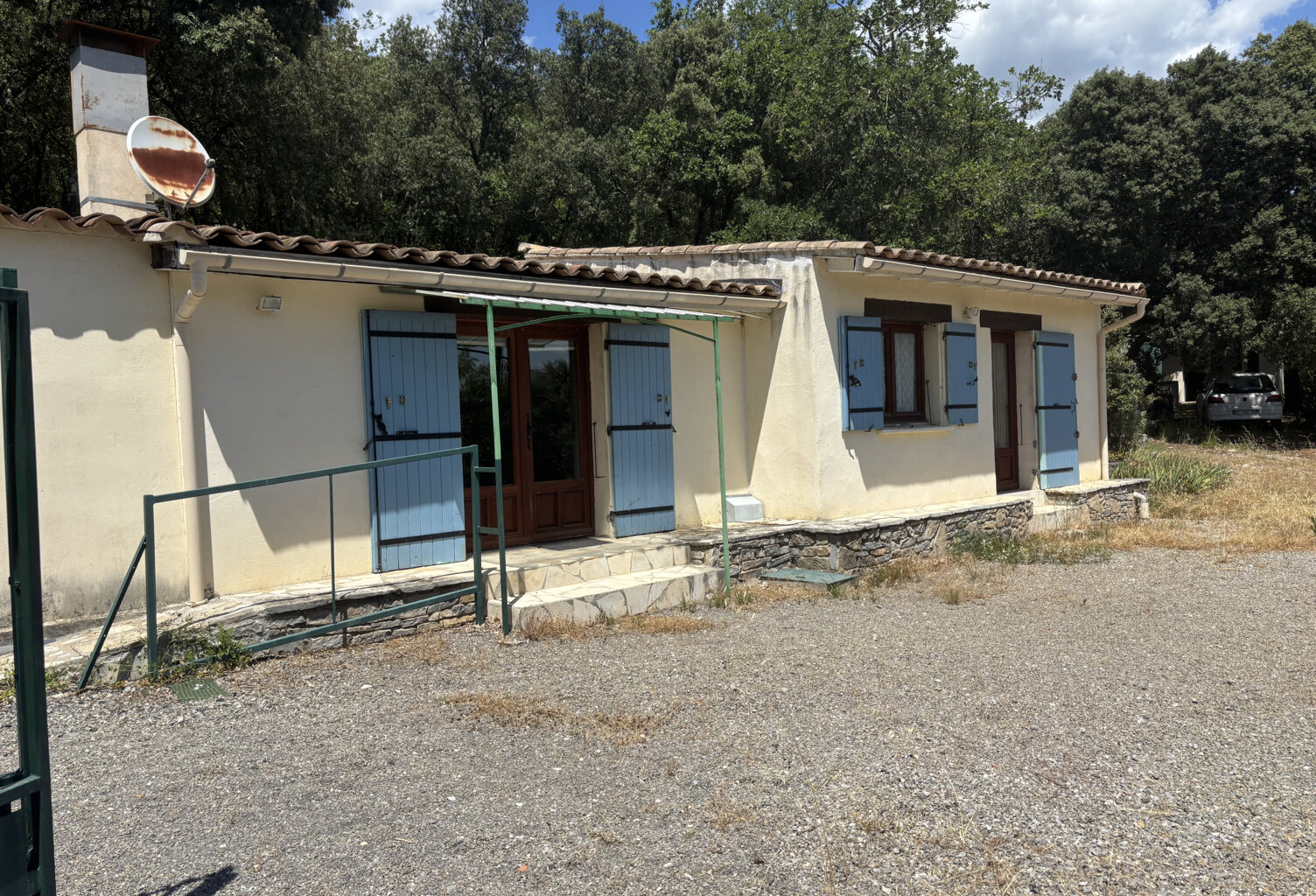 SAINT HIPPOLYTE-DU-FORT CHARMANT MAZET T3 SUR UN TERRAIN DE 2160M2 — photo 1