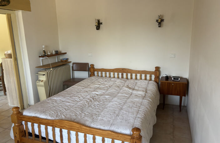 SAINT HIPPOLYTE-DU-FORT CHARMANT MAZET T3 SUR UN TERRAIN DE 2160M2 — photo 3