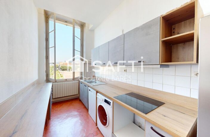 Toulon Centre  Grand appartement 98 m² au cœur de la ville  Ascenseur — photo 2