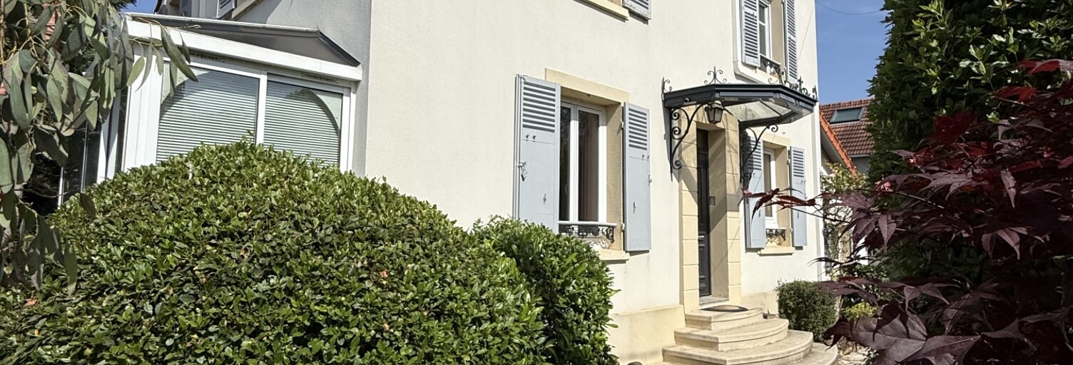 Maison 7 Pièces 185 m² à vendre à Crécy-la-Chapelle (77580)