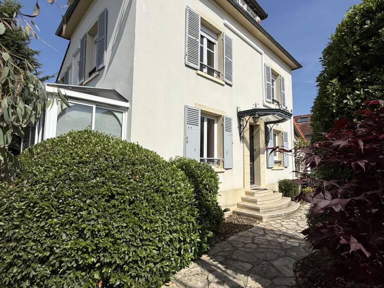 Vente Maison/villa 7 pièces — photo 1