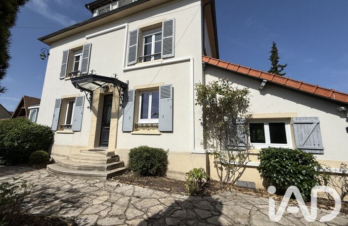 Vente Maison/villa 7 pièces — photo 2