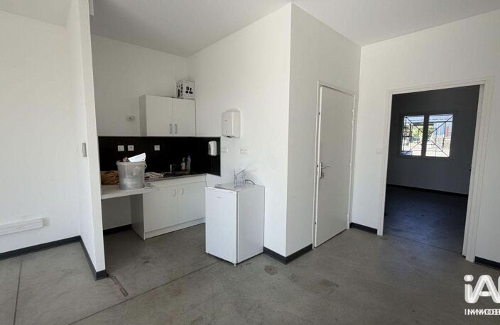 Location Boutique/Local commercial 56 m&sup2; — photo 3