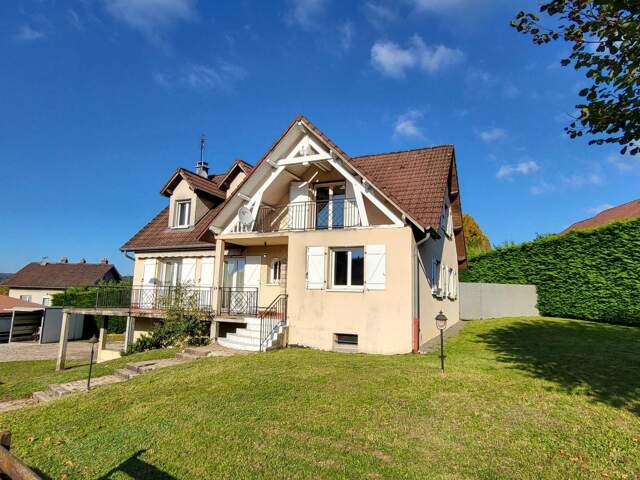 Maison familiale 155 m² avec 5 chambres — photo du bien