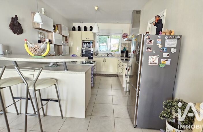 Vente Maison/villa 5 pièces — photo 2