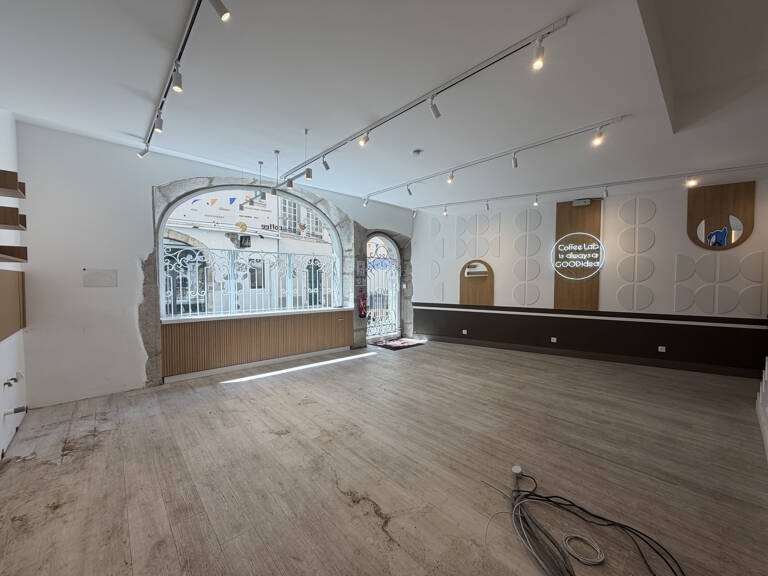 Local Comercial 121 m2 — photo 1