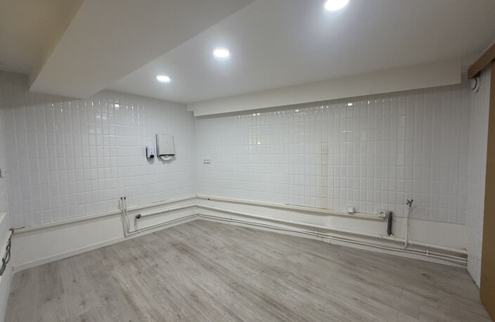 Local Comercial 121 m2 — photo 3