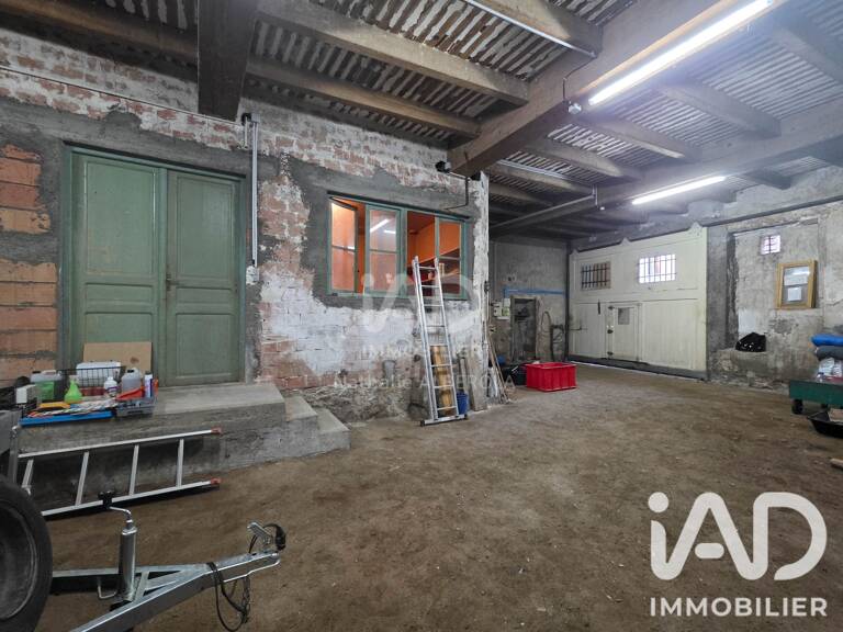 Vente Garage 370 m&sup2; — photo 1