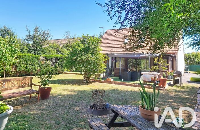 Vente Maison/villa 8 pièces — photo 2