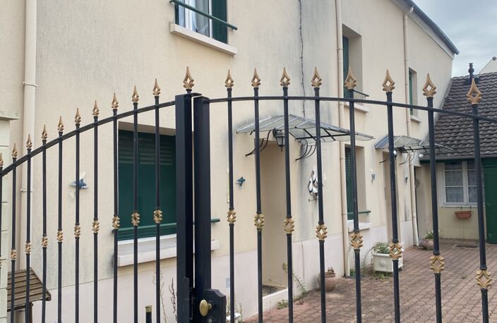 Vente Maison/villa 6 pièces — photo 3