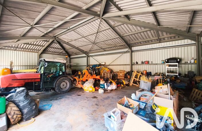 Vente Garage 696 m&sup2; — photo 5