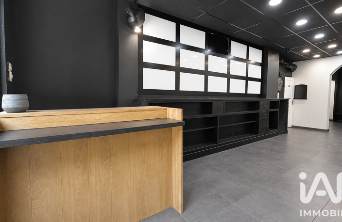 Vente Local commercial 65 m&sup2; — photo 2