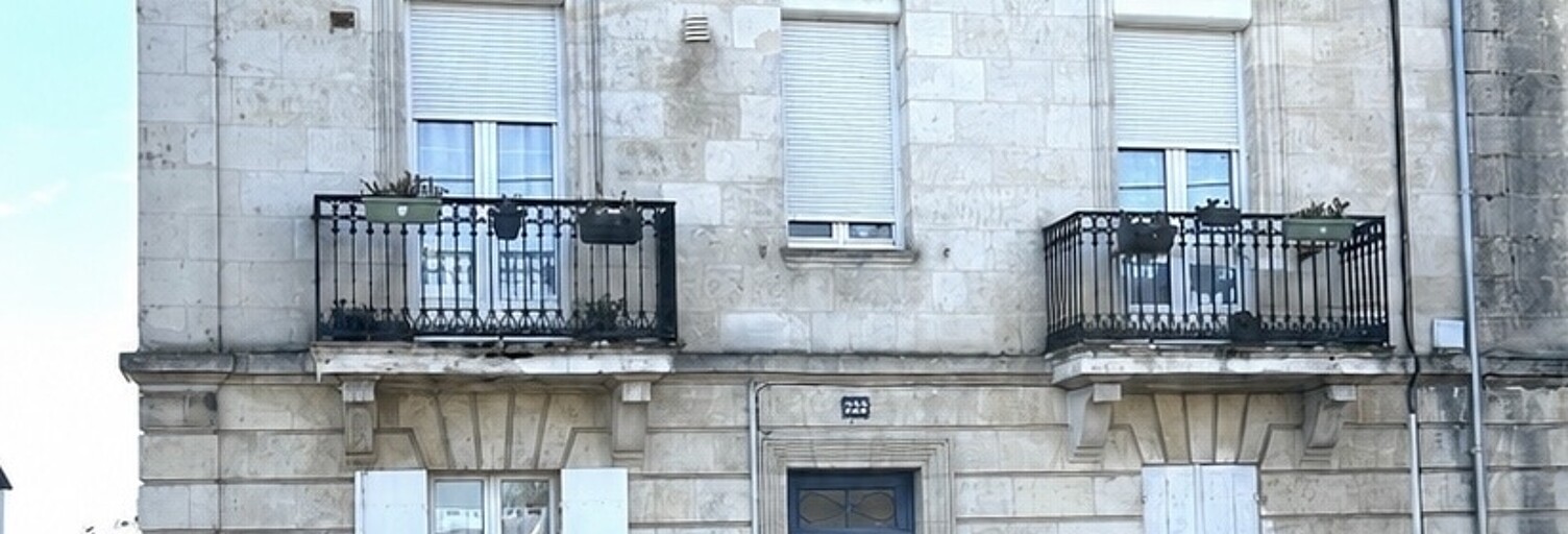 Immeuble  232 m² à vendre à Coutras (33230)