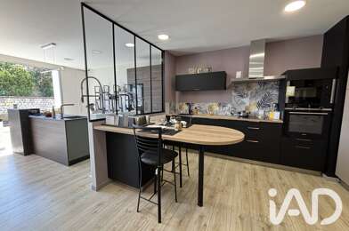 Commerce  192000 €
