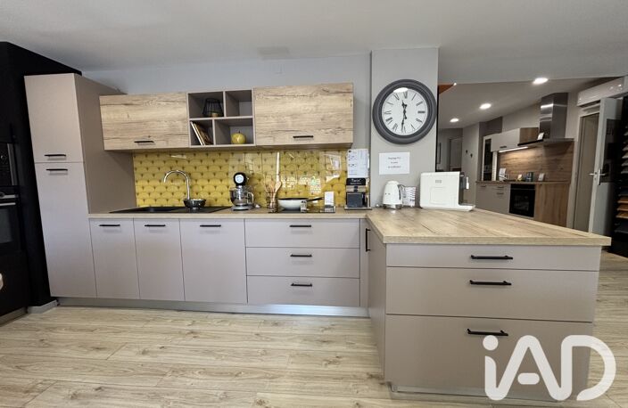 Vente Charpente, Menuiserie 320 m&sup2; — photo 2