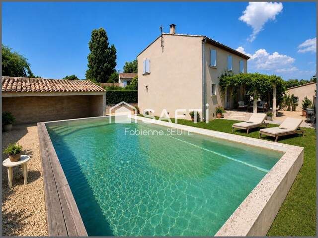 villa 5 pièces,4 chambres avec piscine, dépendances — photo du bien