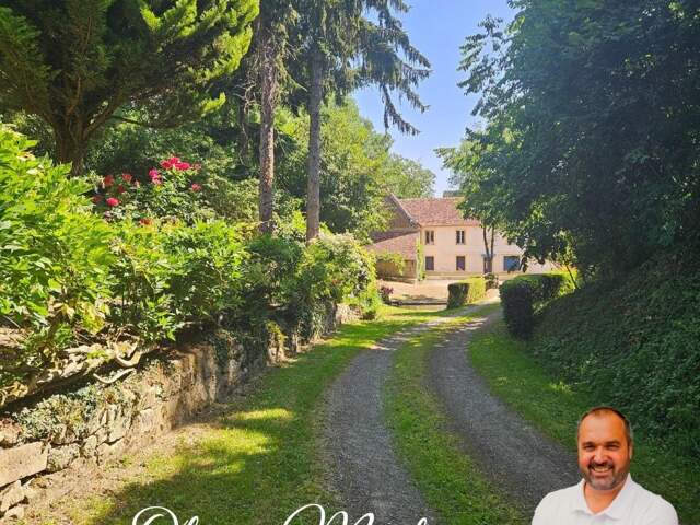 MOULIN XVIII° siècle  AVEC MAISON ET DÉPENDANCES SUR 5 HECTARES  À 25 MIN DU MANS — photo du bien