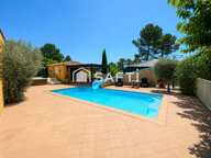 Villa T5 traditionnelle de 165 m² avec piscine et grand garage. — photo 2