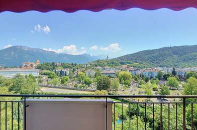 Appartement 5 pièces 690000 €