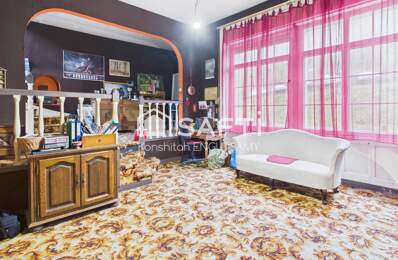 Lot de 2 appartements avec grand sous-sol  Important projet de rénovation — photo du bien