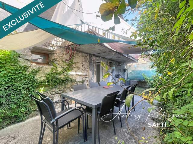 Maison pleine de charme avec cour privée — photo du bien