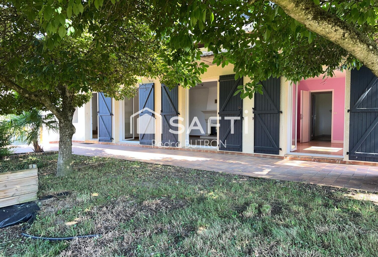 Maison à Tilhouse 204m² terrain et dépendances — photo 1