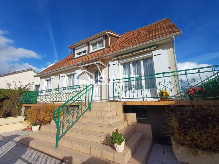 Maison familiale, 5 ch, proximité Châteaudun — photo 1