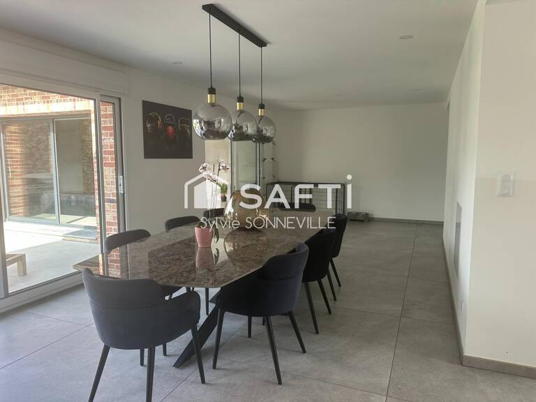Maison d'exception avec piscine intérieure — photo 1