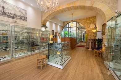 Divers  274000 €