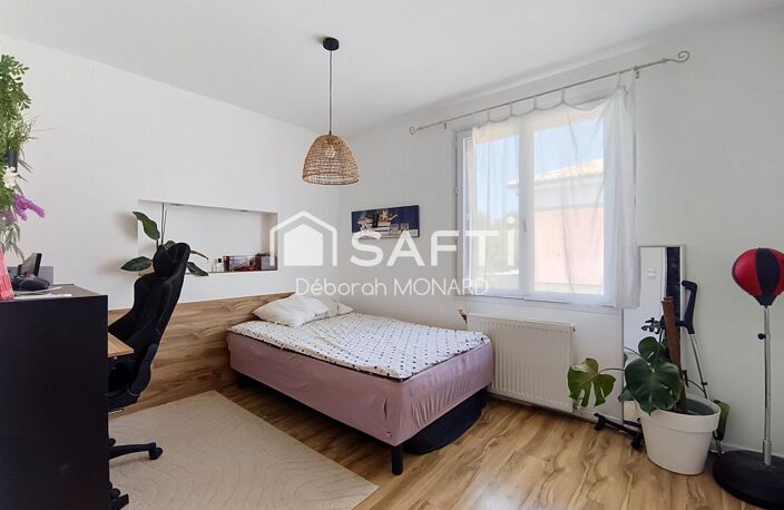MAISON FAMILIALE AVEC POTENTIEL SUR SAINT MEDARD EN JALLES — photo 5