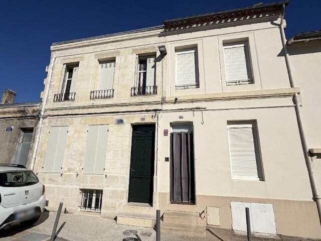 Maison 165 M2 entièrement rénovée — photo du bien