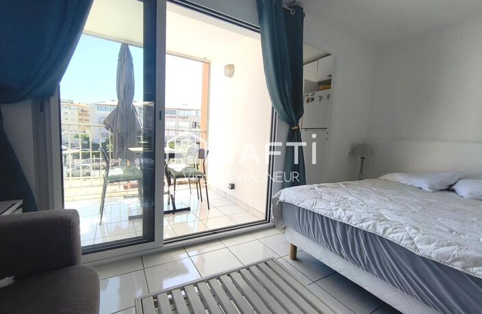 Studio excellent état - Parking privé - Proche mer — photo 4