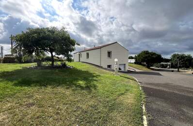 MAISON SPACIEUSE AVEC PISCINE CHAUFFEE A 2 KMS DES PLAGES DE LONGEVILLE SUR MER — photo du bien
