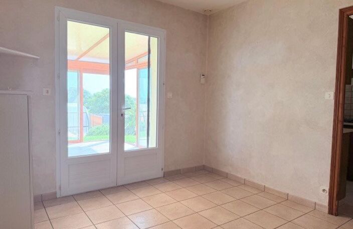 MAISON SPACIEUSE AVEC PISCINE CHAUFFEE A 2 KMS DES PLAGES DE LONGEVILLE SUR MER — photo 3