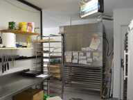 Point chaud, dépôt de pain, pâtisserie, — photo 3