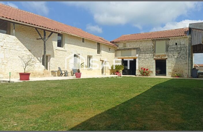 Corps de ferme de 7 pièces 180m2 environ 86200 LA ROCHE RIGAULT — photo 3