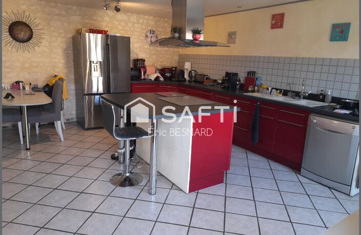 Corps de ferme de 7 pièces 180m2 environ 86200 LA ROCHE RIGAULT — photo 4