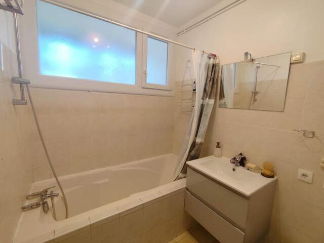 Appartement T5 rez-de-chaussée - La Peyrade — photo du bien
