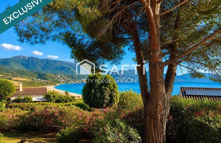 Villa de charme bord de mer au Golfe de Lava . — photo 2