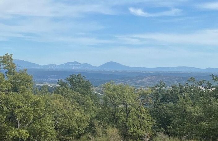 Rare à la vente, terrain de loisir de près de 6 hectares — photo 2