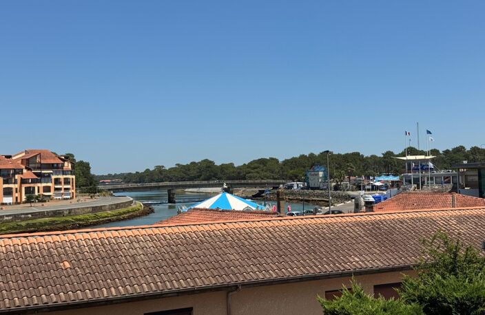 Emplacement idéal avec parking sécurisé — photo 3